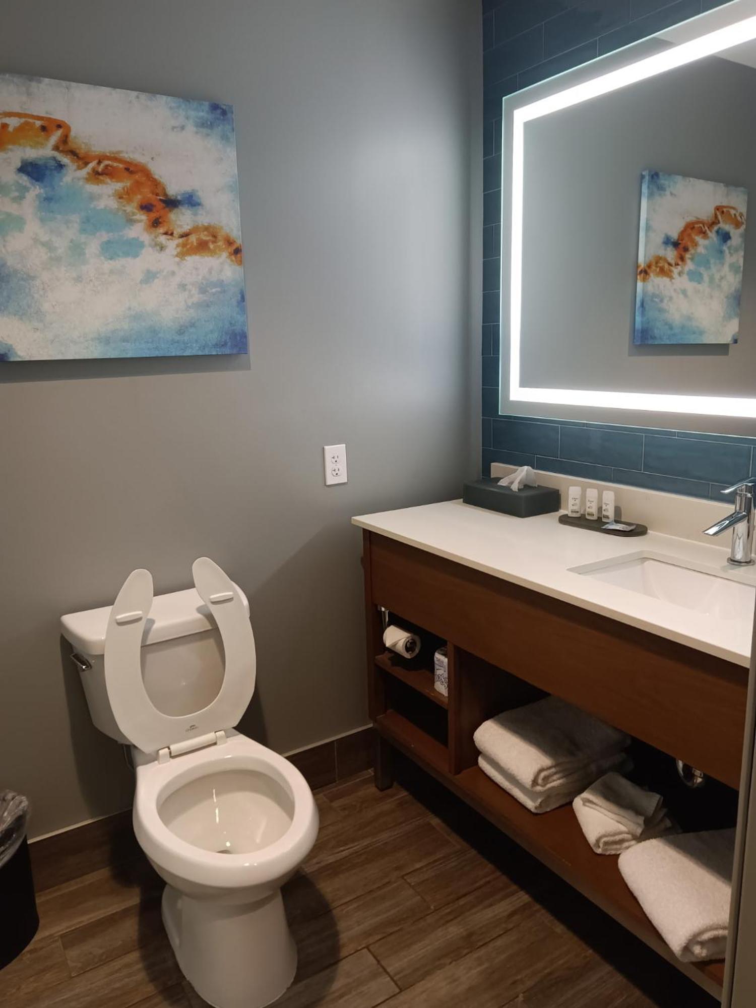 La Quinta Inn & Suites By Wyndham バーズタウン エクステリア 写真